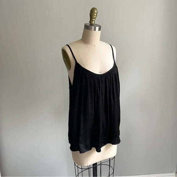 NWT Evereve Allison Joy Brynn Pleated Cami XL Black Flowy Lightweight Neutral - Picture 6 of 12